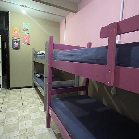 Fica, Vai Ter Bolo Hostel Итажаи Экстерьер фото