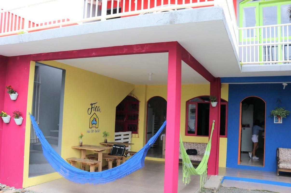 Fica, Vai Ter Bolo Hostel Итажаи Экстерьер фото